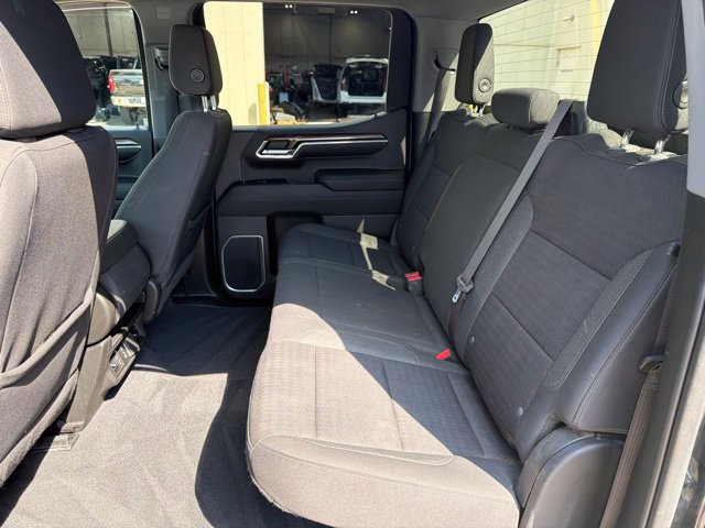 Used 2023 Chevrolet Silverado 1500 LT AWD/4WD image 15