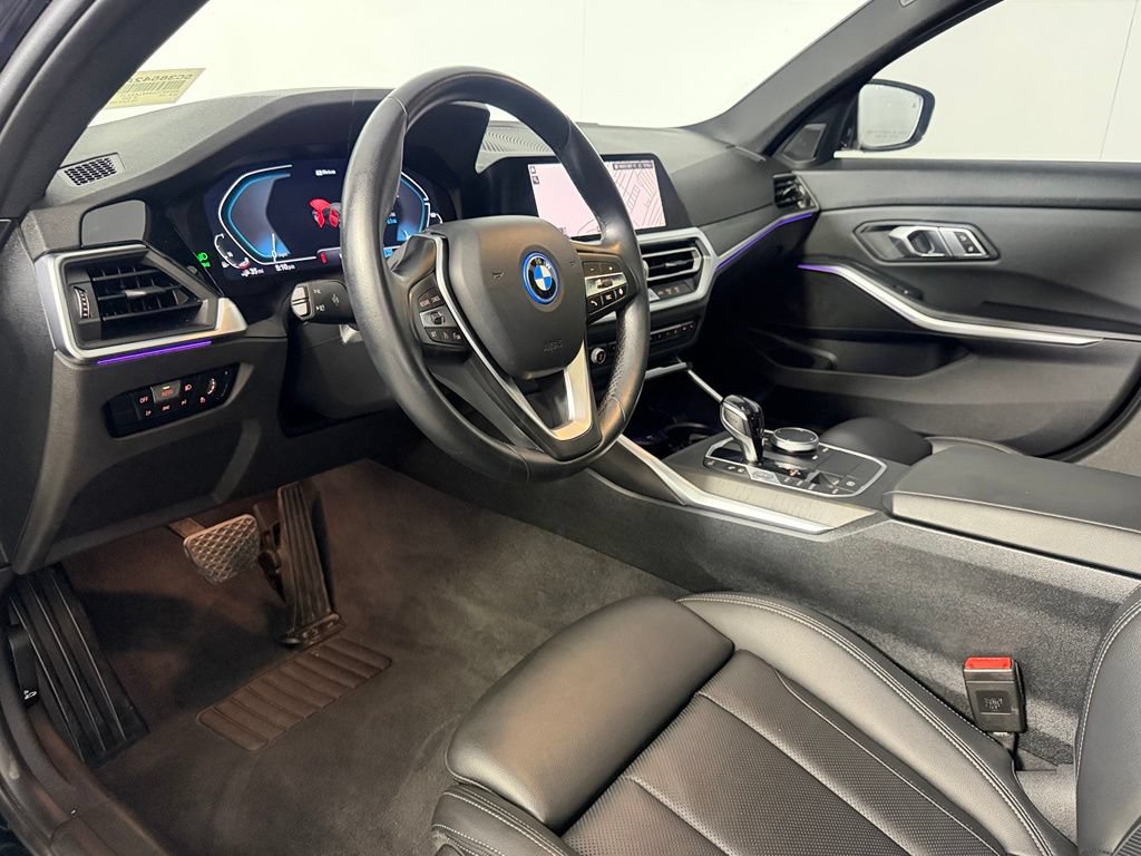Used 2022 BMW 330e w/ Driving Assistance Package RWD image 14