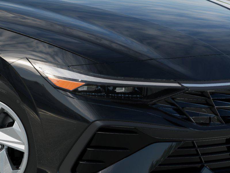 New 2026 Hyundai Elantra SE FWD image 9
