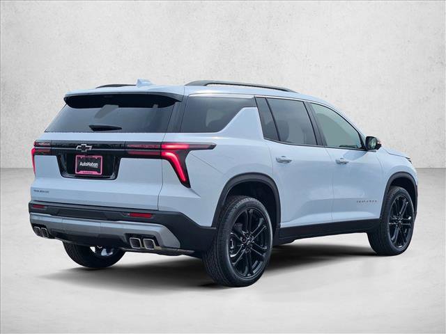 New 2026 Chevrolet Traverse LT w/ Driver Confidence Package image 2