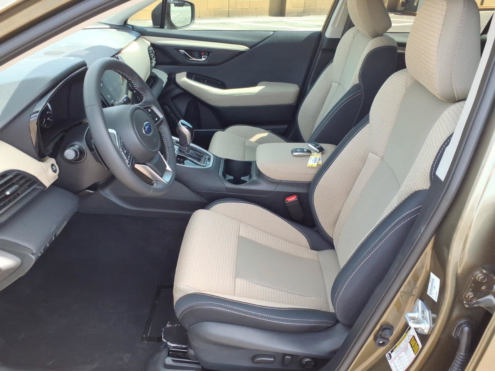 Certified 2025 Subaru Outback Premium w/ Popular Package #1A AWD/4WD image 25