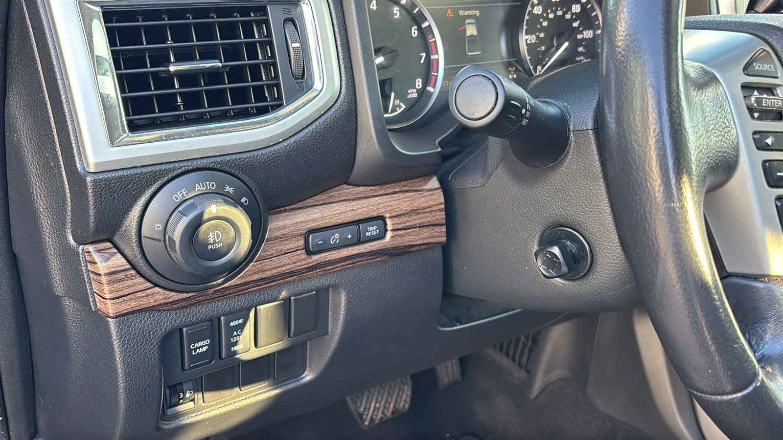 Used 2020 Nissan Titan SL w/ Moonroof Package image 24