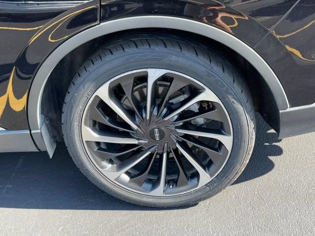 Used 2023 Lincoln Aviator Reserve w/ Equipment Group 201A AWD/4WD image 7