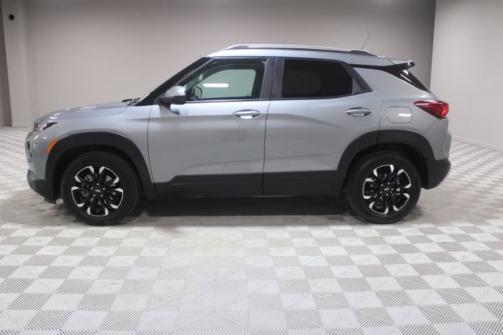 Used 2023 Chevrolet TrailBlazer LT w/ Convenience Package FWD image 8
