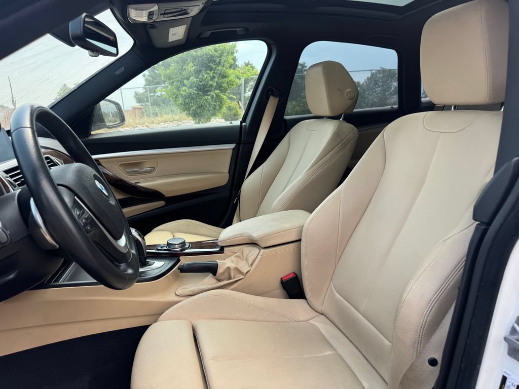 Used 2017 BMW 330i Gran Turismo xDrive AWD/4WD image 7