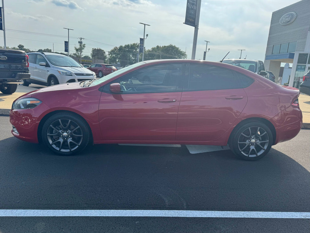 Used 2015 Dodge Dart SXT w/ Sun/Sound Group image 4