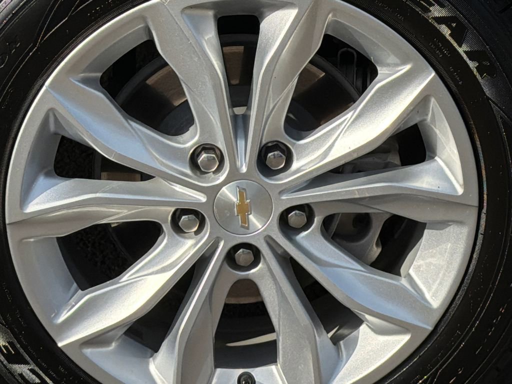 Used 2024 Chevrolet Malibu LT image 8