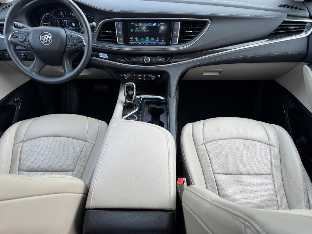 Used 2018 Buick Enclave Essence w/ Trailering Package AWD/4WD image 12