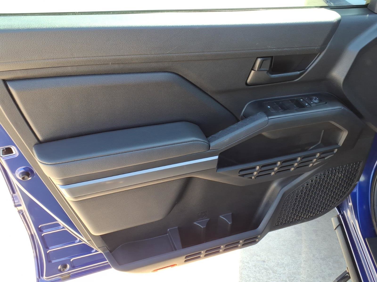 Used 2025 Toyota Tacoma SR5 image 10