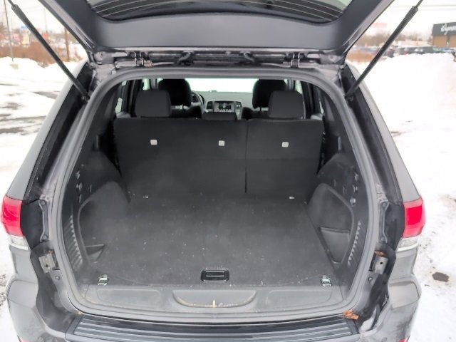 Used 2020 Jeep Grand Cherokee Laredo image 21