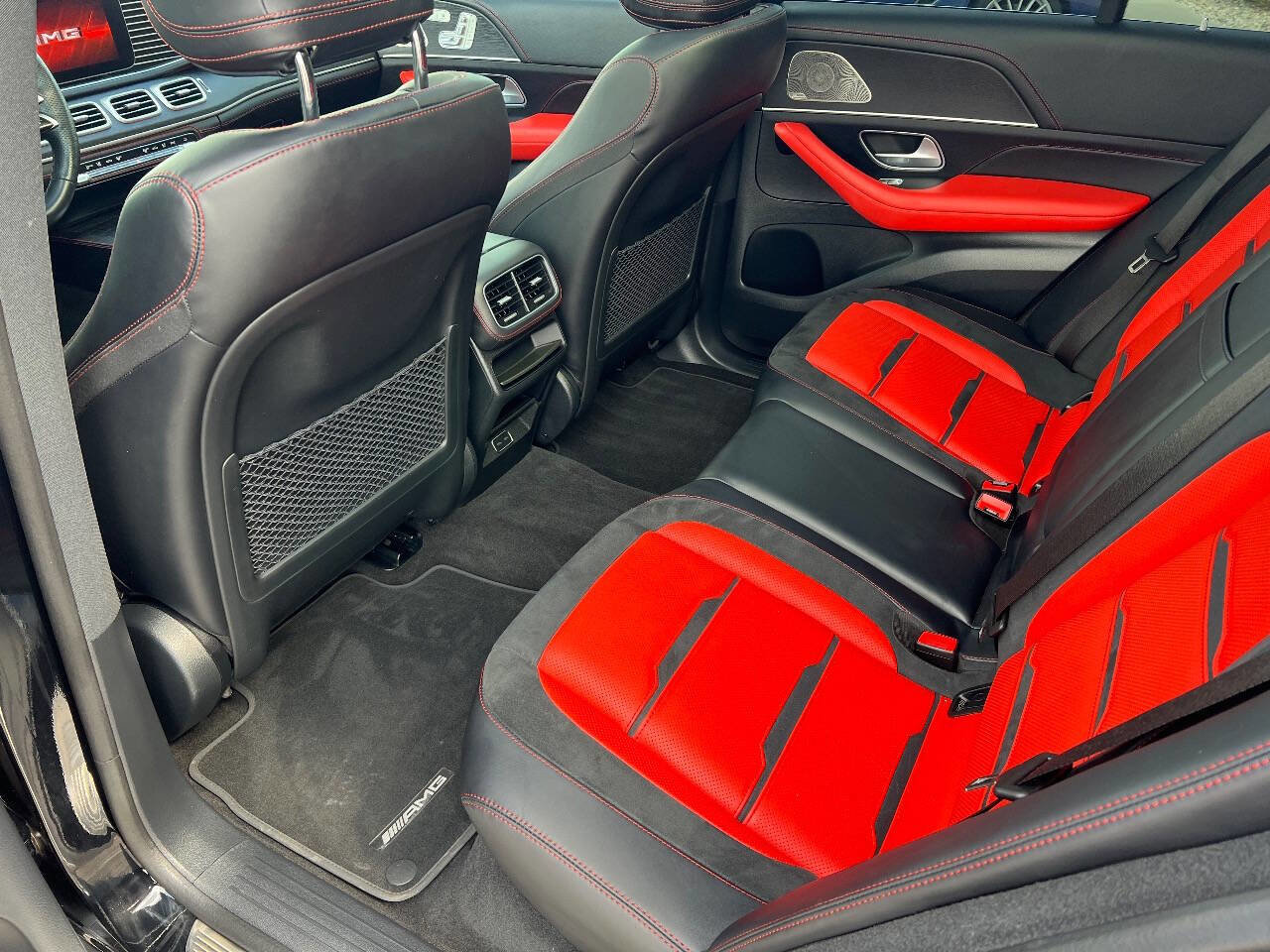 Used 2025 Mercedes-Benz GLE 53 AMG 4MATIC image 19