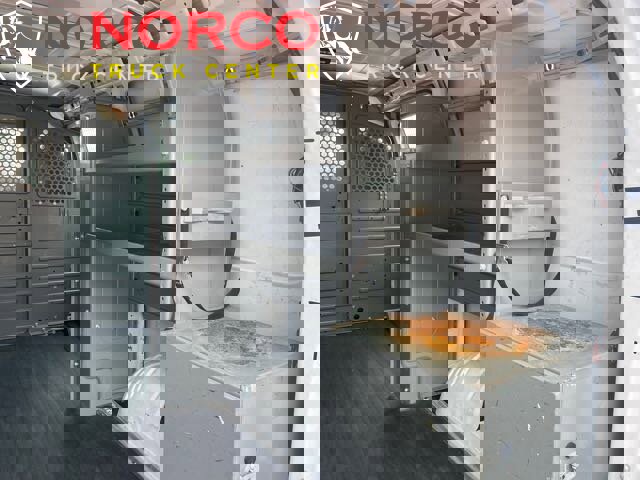 Used 2014 Chevrolet Express 2500 image 12