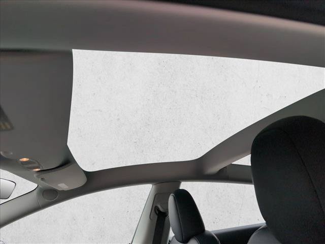 Used 2023 Tesla Model 3 Standard Range RWD image 16