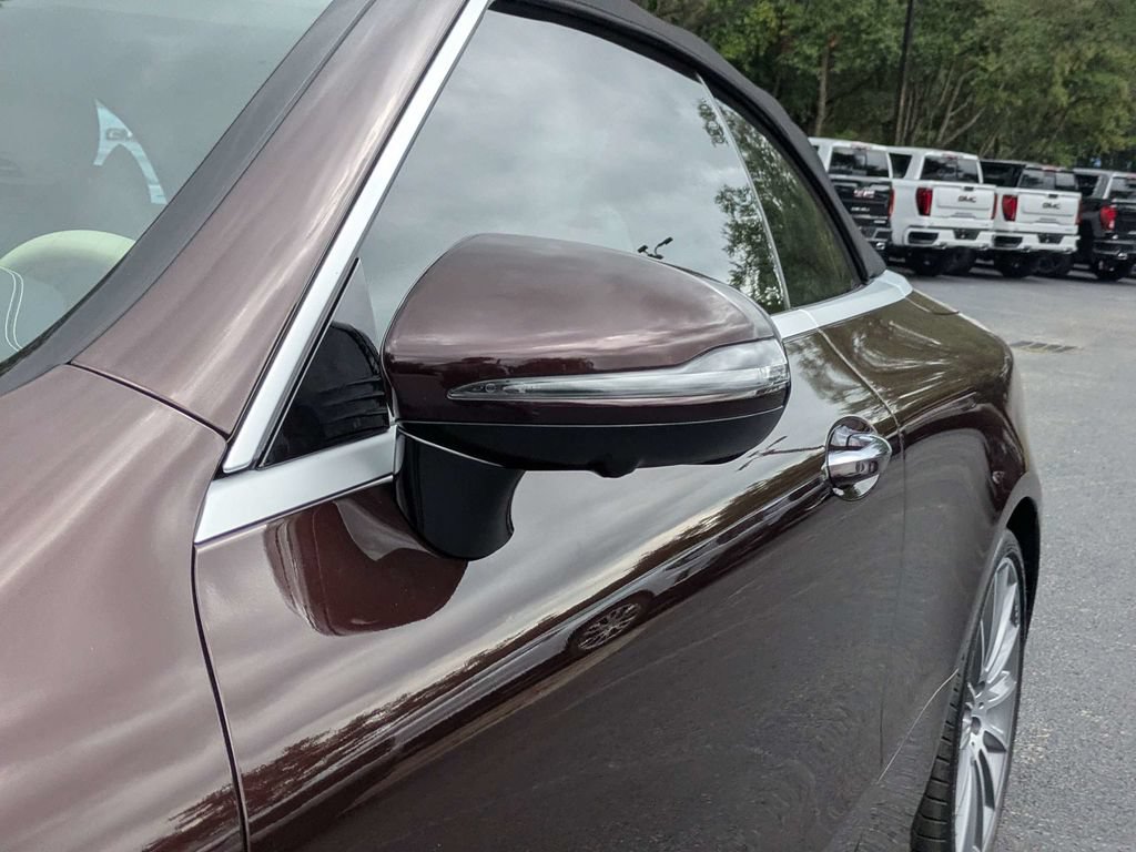 Used 2023 Mercedes-Benz E 450 Cabriolet image 11