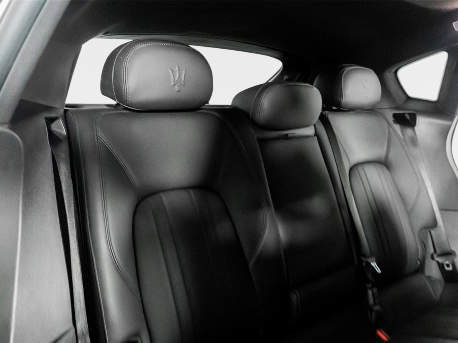 Used 2022 Maserati Levante GT image 24