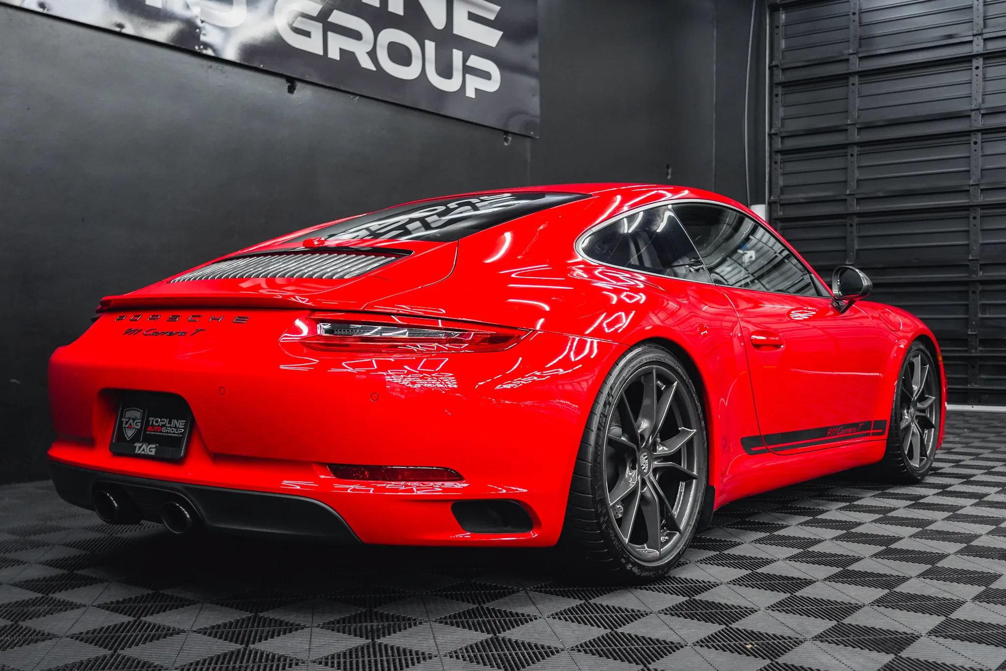 Used 2018 Porsche 911 Carrera T RWD image 22