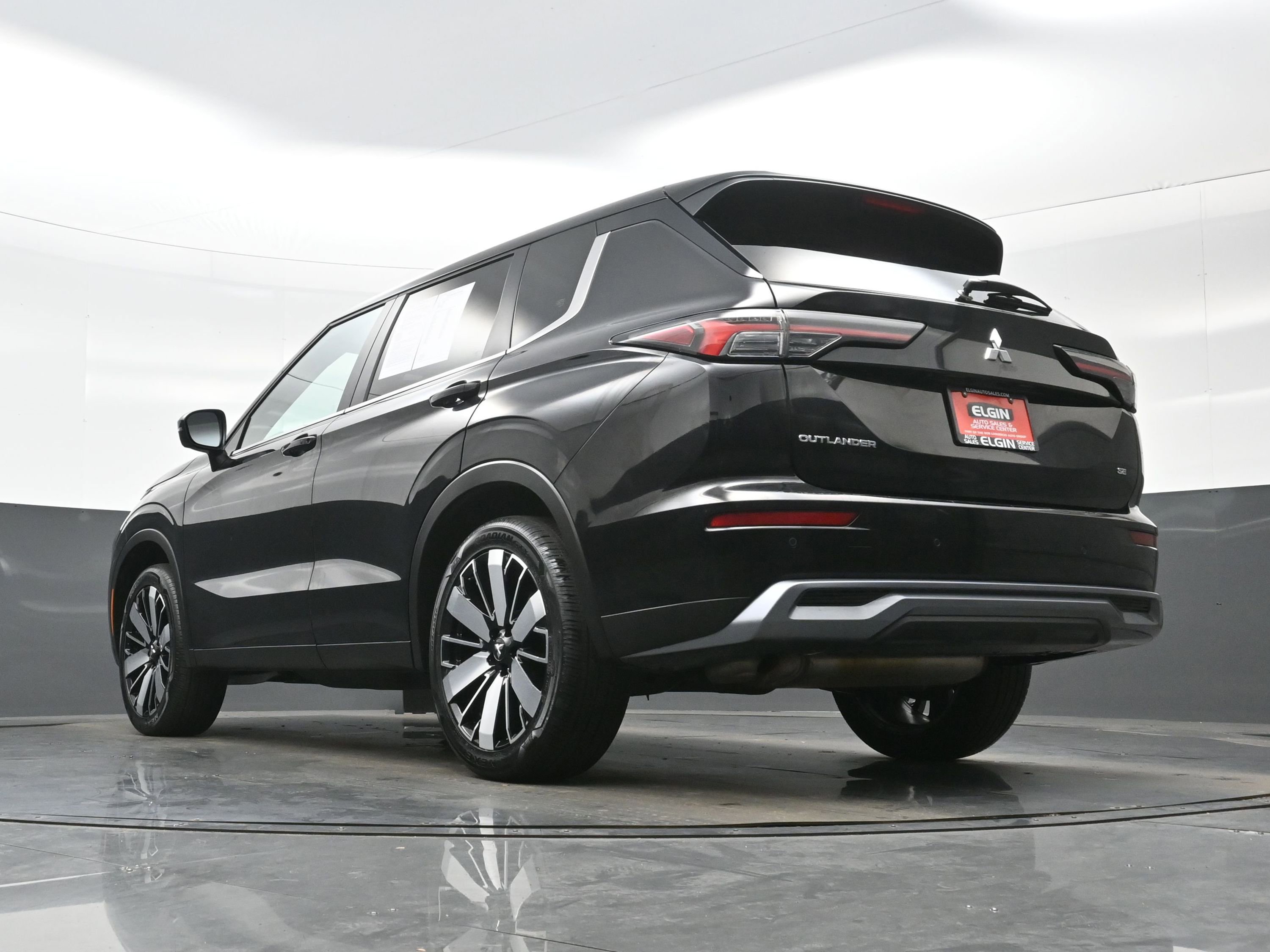 Used 2025 Mitsubishi Outlander SE AWD/4WD image 30