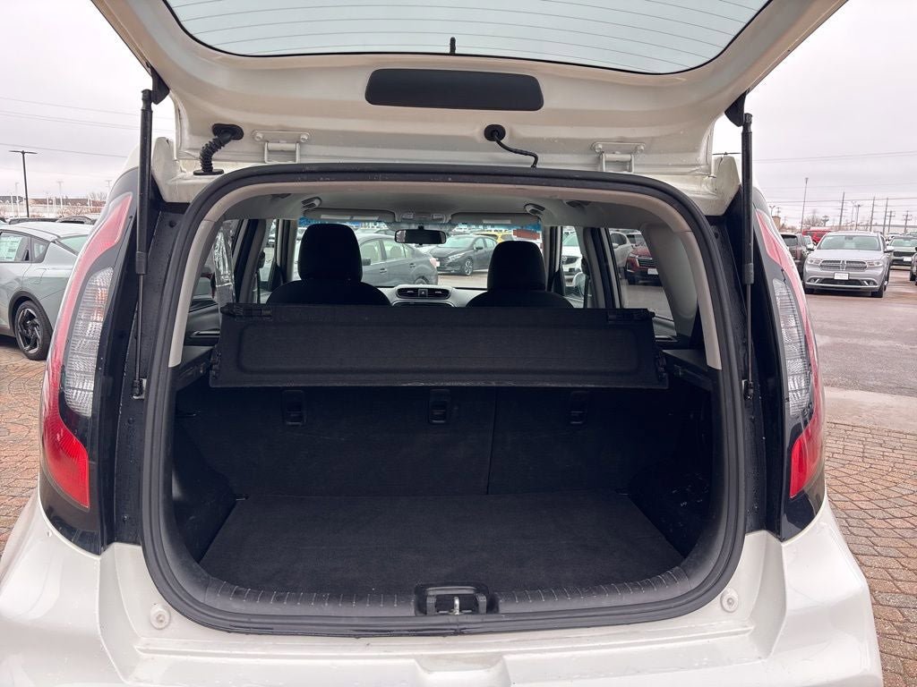 Used 2019 Kia Soul + FWD image 31