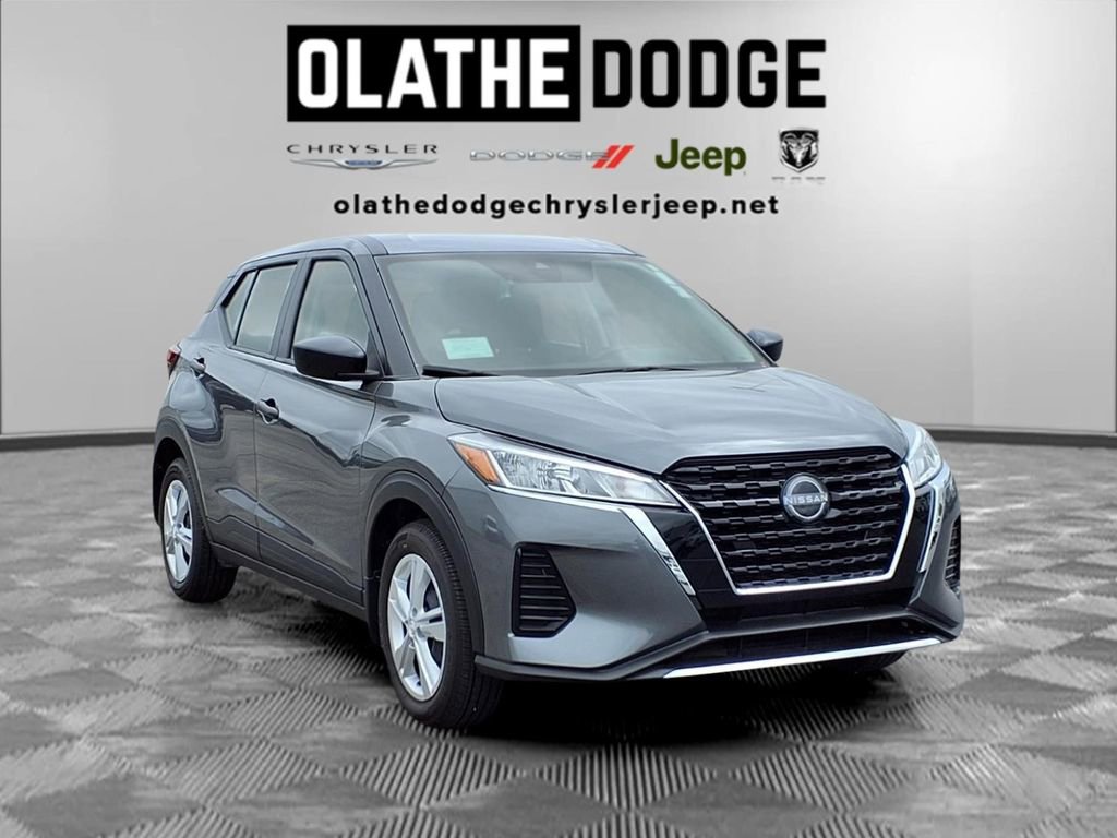 Used 2025 Nissan Kicks Play S FWD image 29