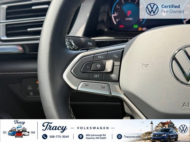 Certified 2024 Volkswagen Atlas Cross Sport SE w/ Panoramic Sunroof Package AWD/4WD image 15