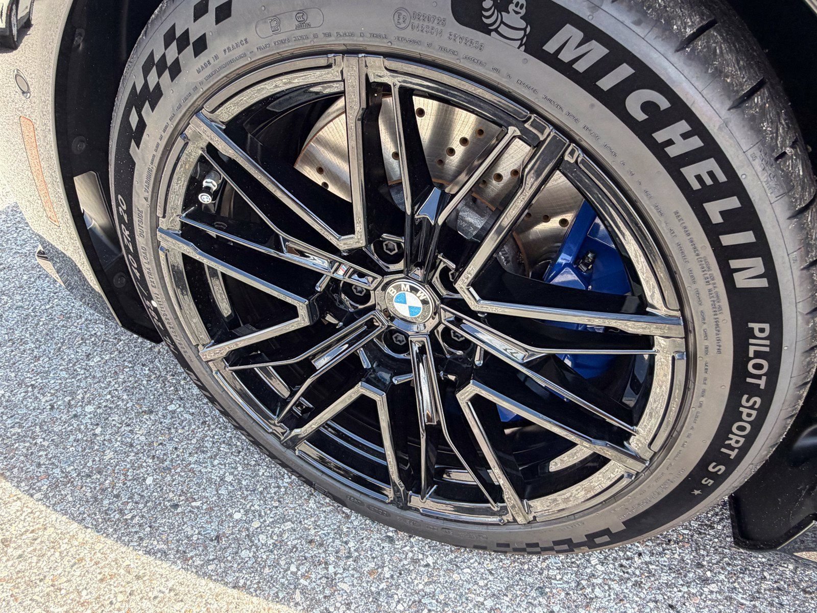 New 2027 BMW M5 Touring AWD/4WD image 10