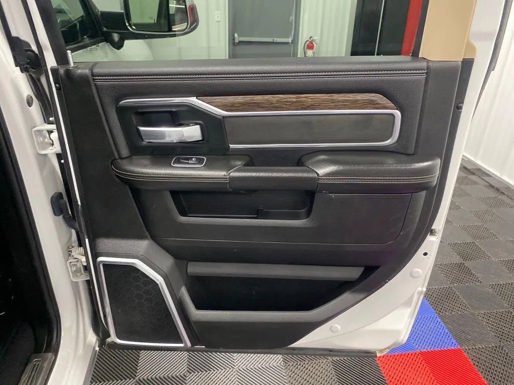 Used 2020 RAM 3500 Laramie image 11