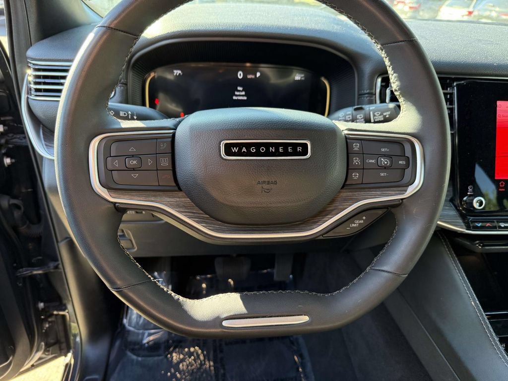 Certified 2024 Jeep Wagoneer L Series II w/ Flexible Seating Group AWD/4WD image 20