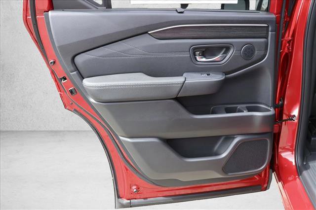 New 2026 Honda Pilot Touring image 22