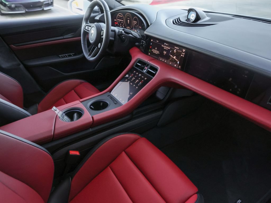 New 2026 Porsche Taycan Turbo S AWD/4WD image 39