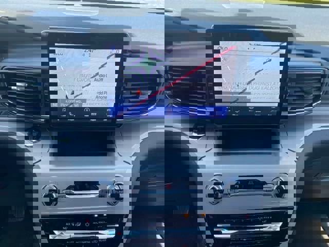 New 2024 Ford Explorer XLT w/ Equipment Group 202A image 25