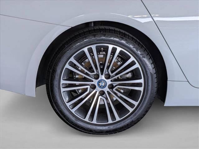 Used 2018 BMW 530e RWD image 22