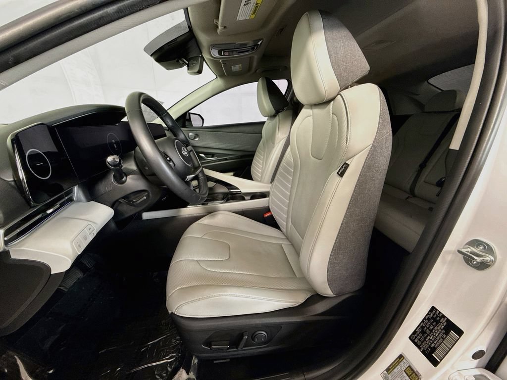 Used 2023 Hyundai Elantra Limited FWD image 24
