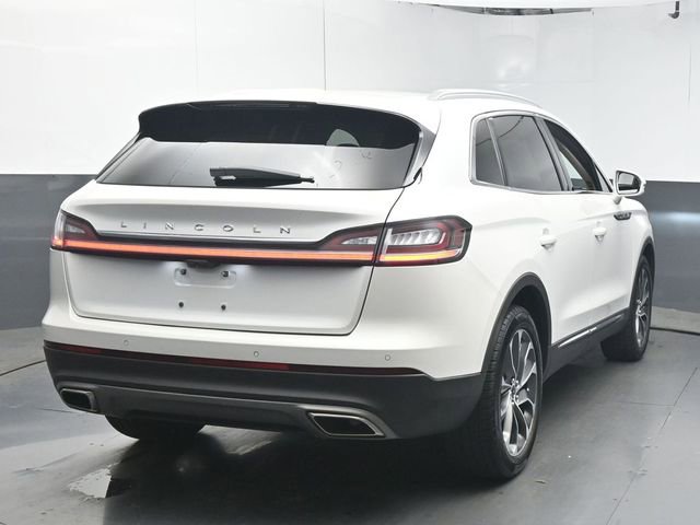 Used 2023 Lincoln Nautilus Reserve w/ Luxury Package image 7