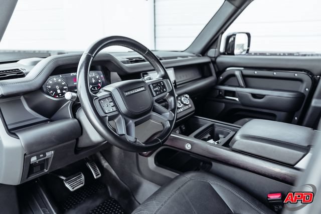 Used 2020 Land Rover Defender 110 X AWD/4WD image 2