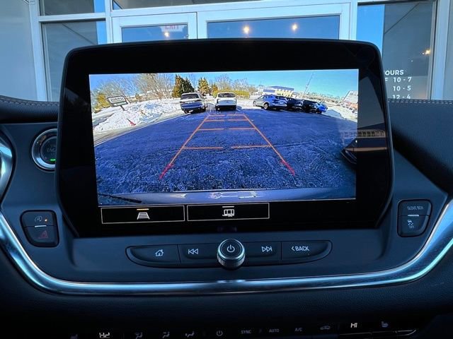 Used 2025 Chevrolet Blazer LT w/ Midnight/Sport Edition image 21