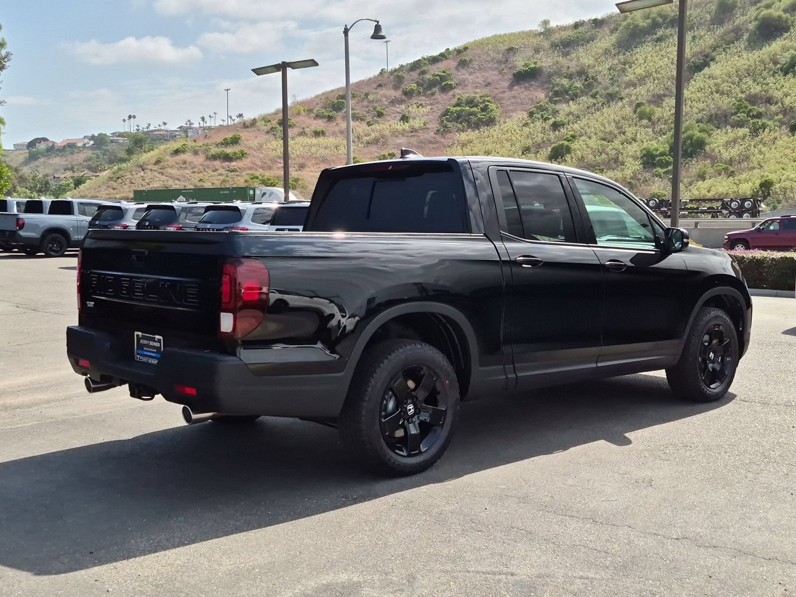 New 2026 Honda Ridgeline Black Edition image 9