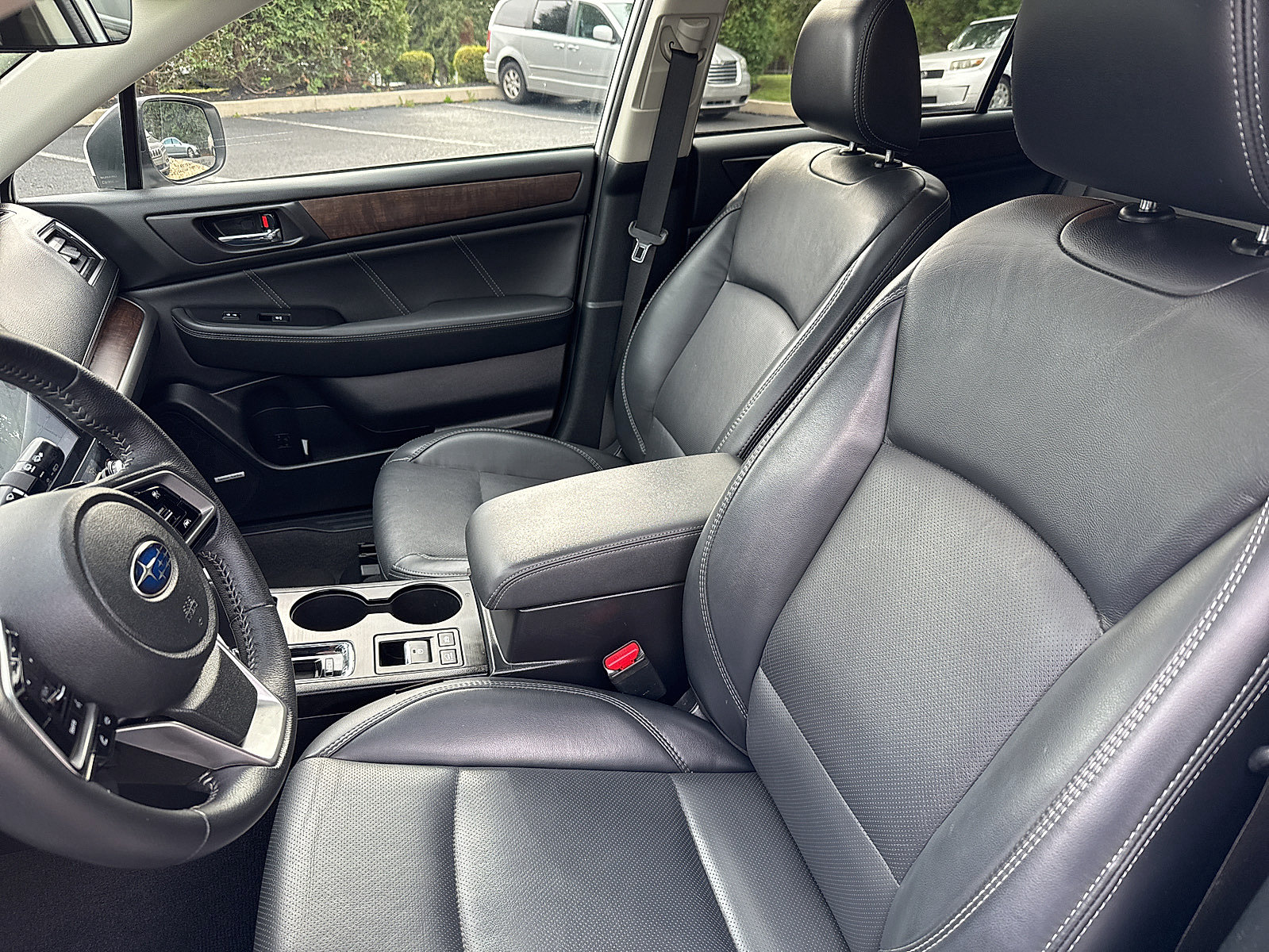 Used 2019 Subaru Outback 2.5i Limited AWD/4WD image 32