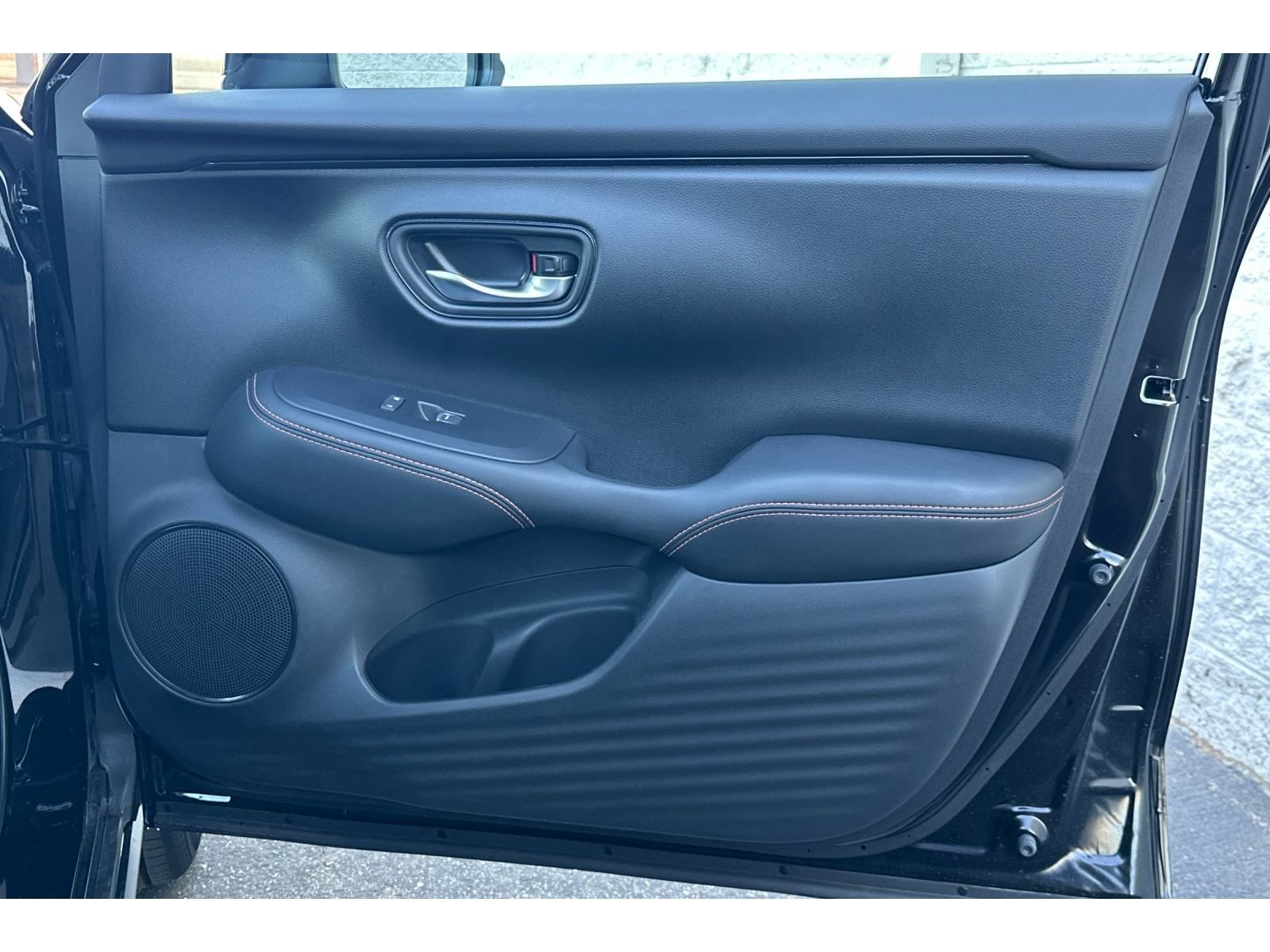 Used 2027 Honda HR-V Sport image 21