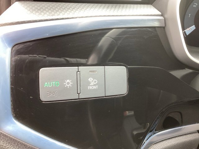 Used 2024 Audi Q3 2.0T Premium image 23