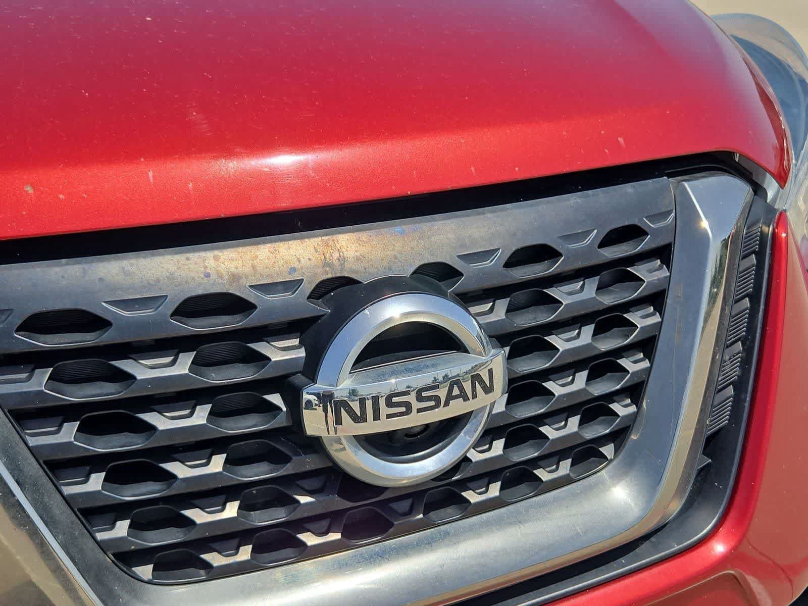 Used 2018 Nissan Kicks SR FWD image 10