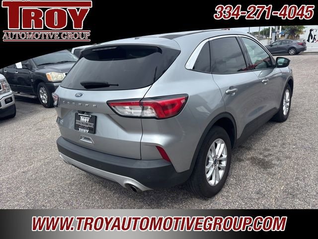 Used 2021 Ford Escape SE FWD image 12