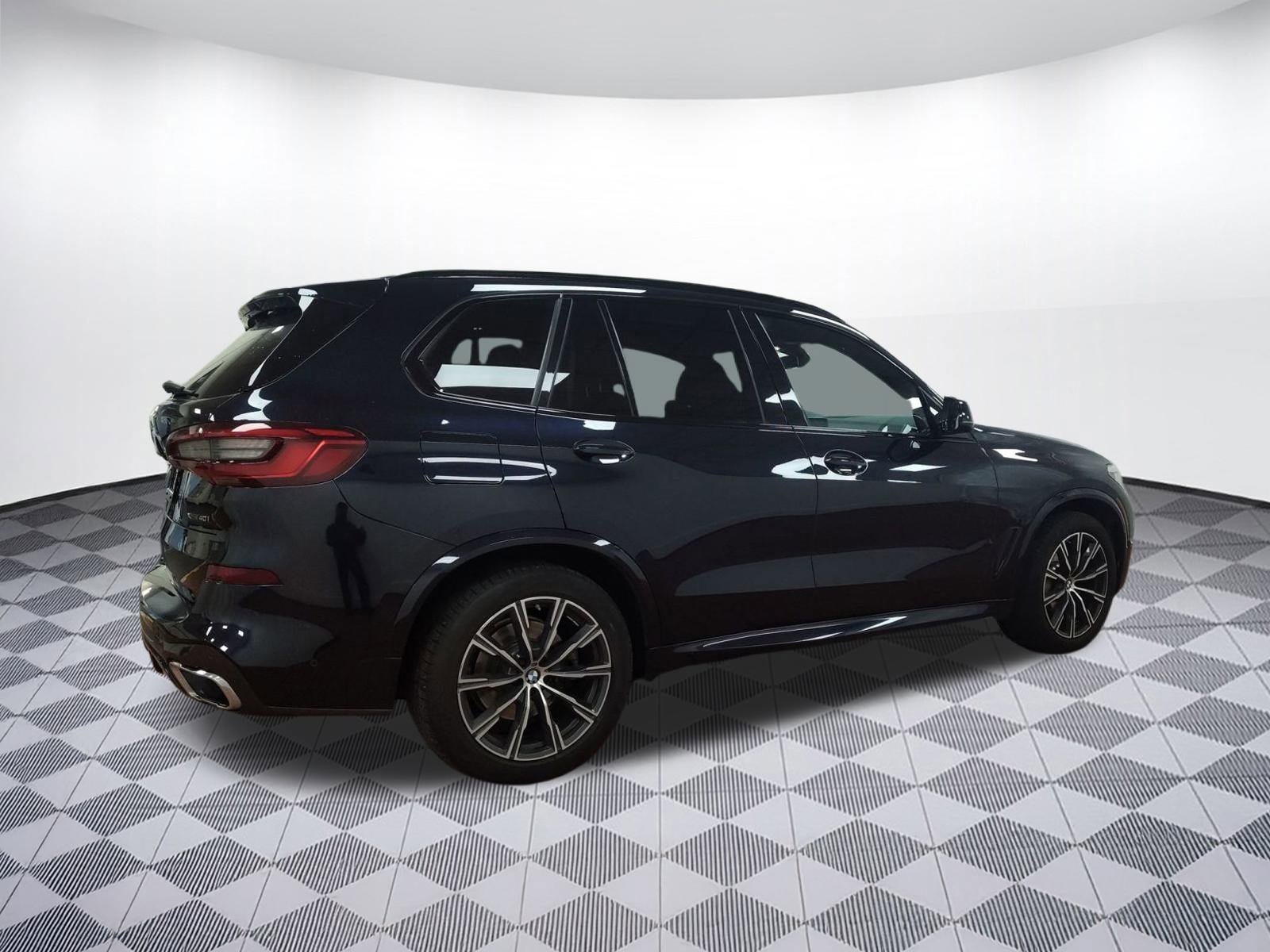 Used 2019 BMW X5 xDrive40i w/ M Sport Package image 8