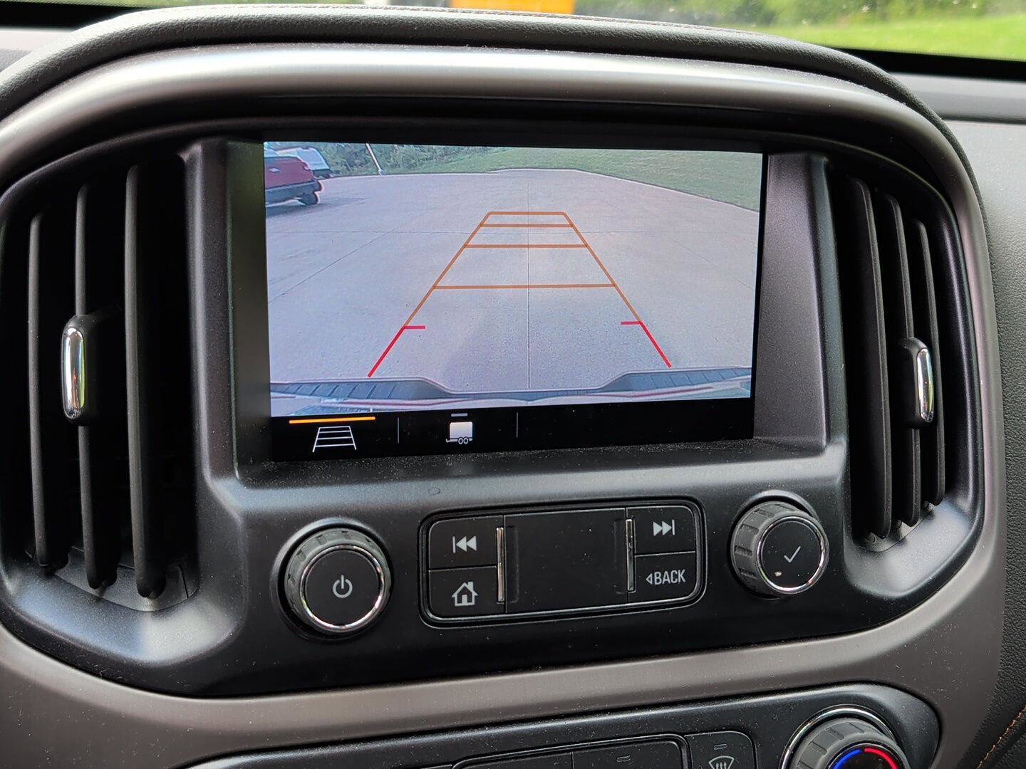 Used 2021 GMC Canyon AT4 w/ Driver Alert Package AWD/4WD image 15