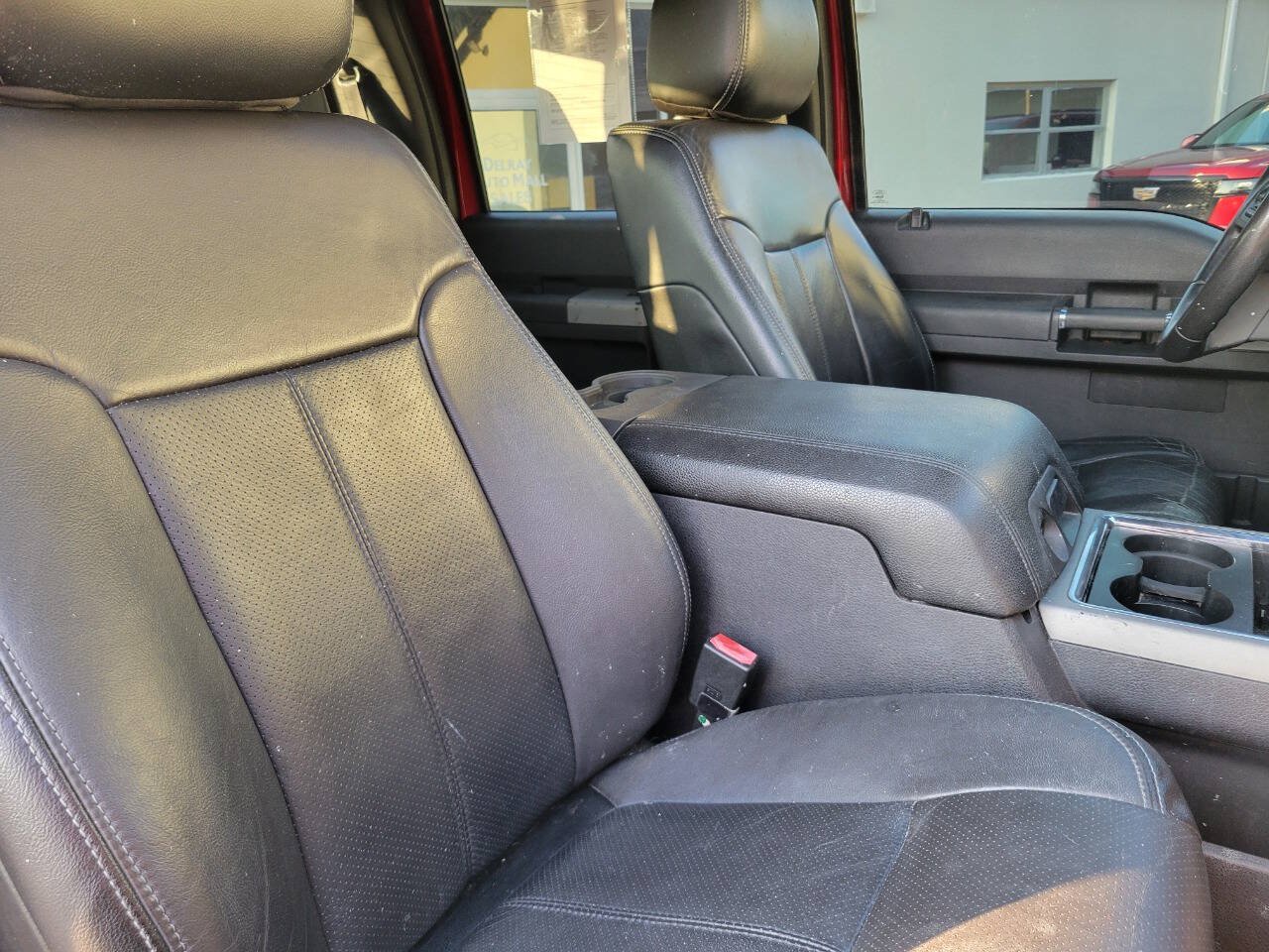 Used 2016 Ford F250 Lariat w/ Lariat Ultimate Package AWD/4WD image 10