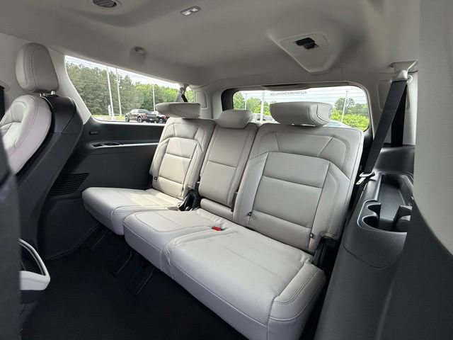 Used 2025 Lincoln Navigator L Reserve AWD/4WD image 16