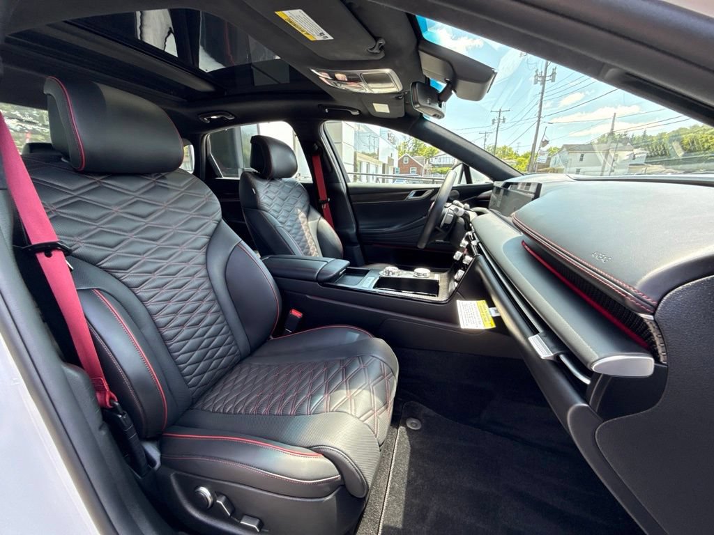Used 2025 Genesis G80 3.5T Sport Prestige AWD/4WD image 31