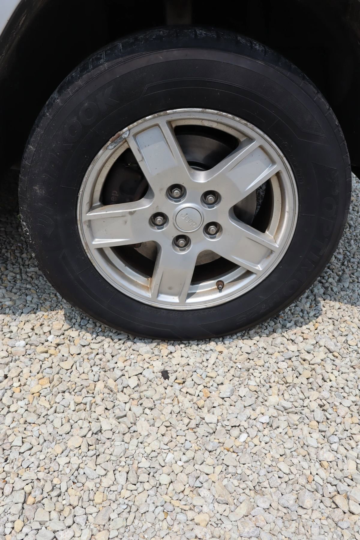 Used 2005 Jeep Grand Cherokee Laredo image 24