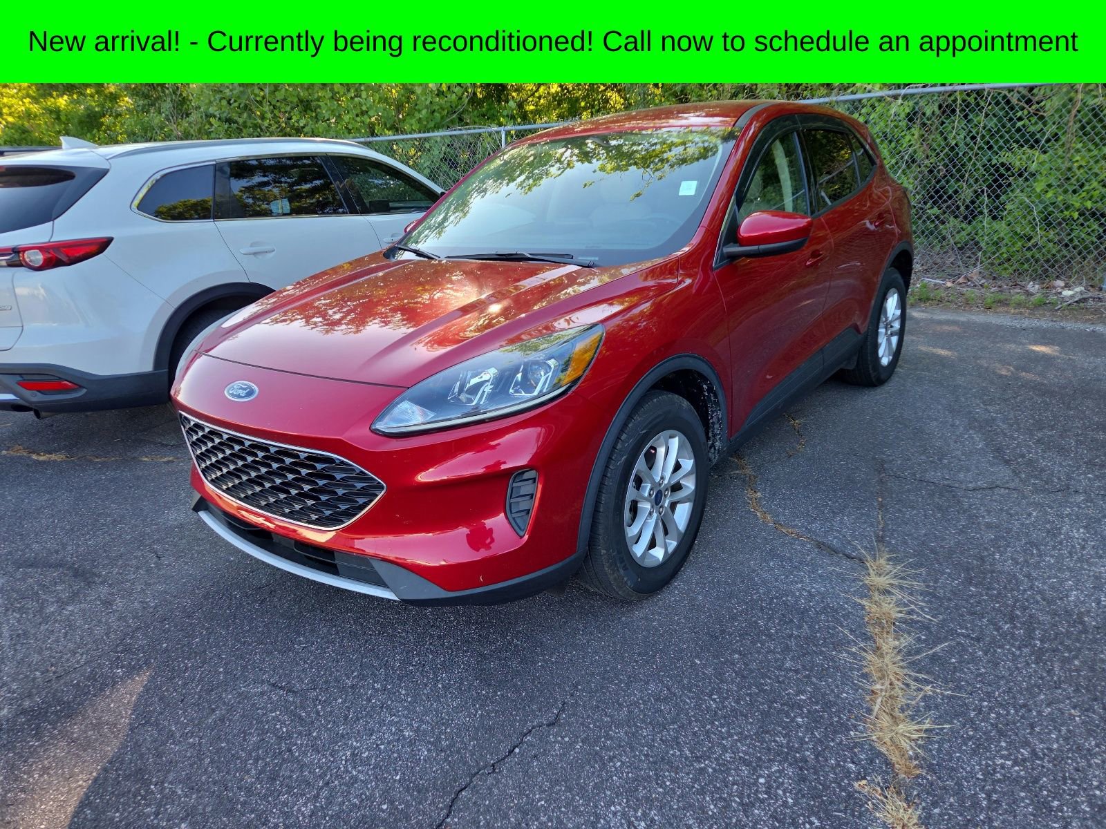 Used 2020 Ford Escape SE AWD/4WD image 3