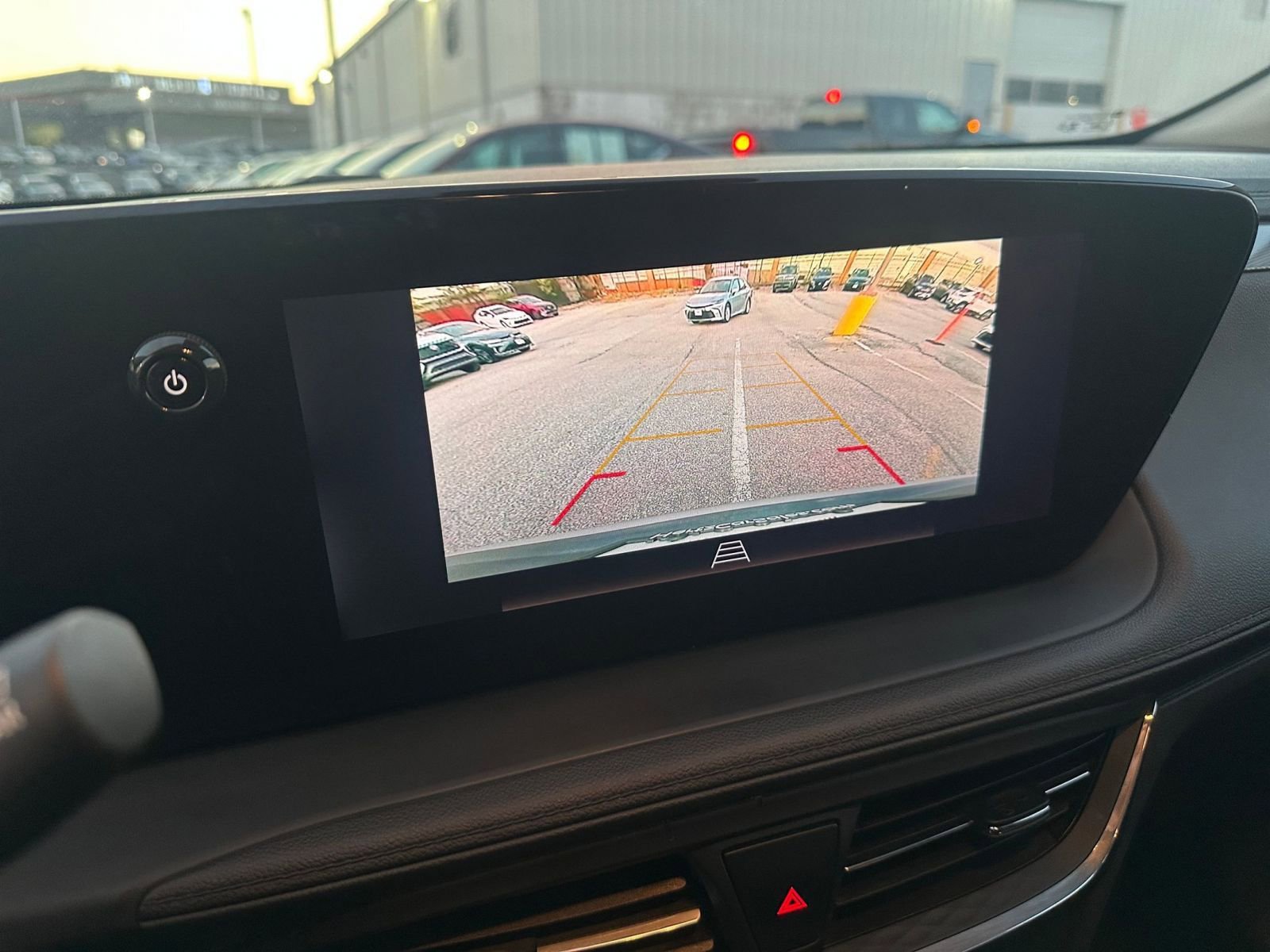 Used 2025 Buick Encore GX Preferred image 17