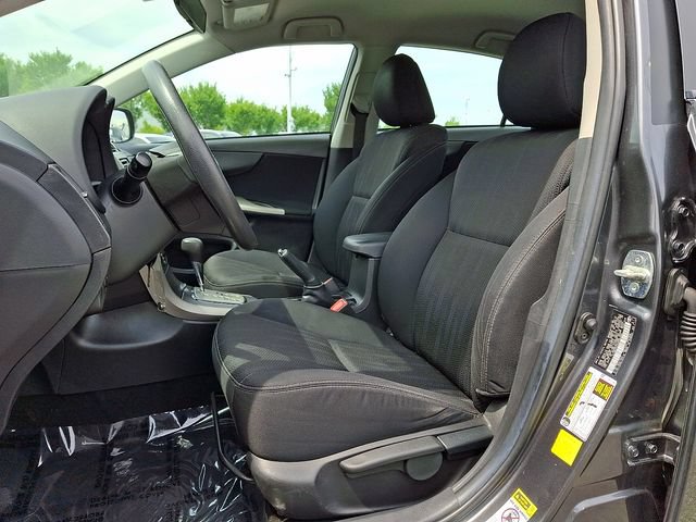Used 2013 Toyota Corolla S FWD image 13